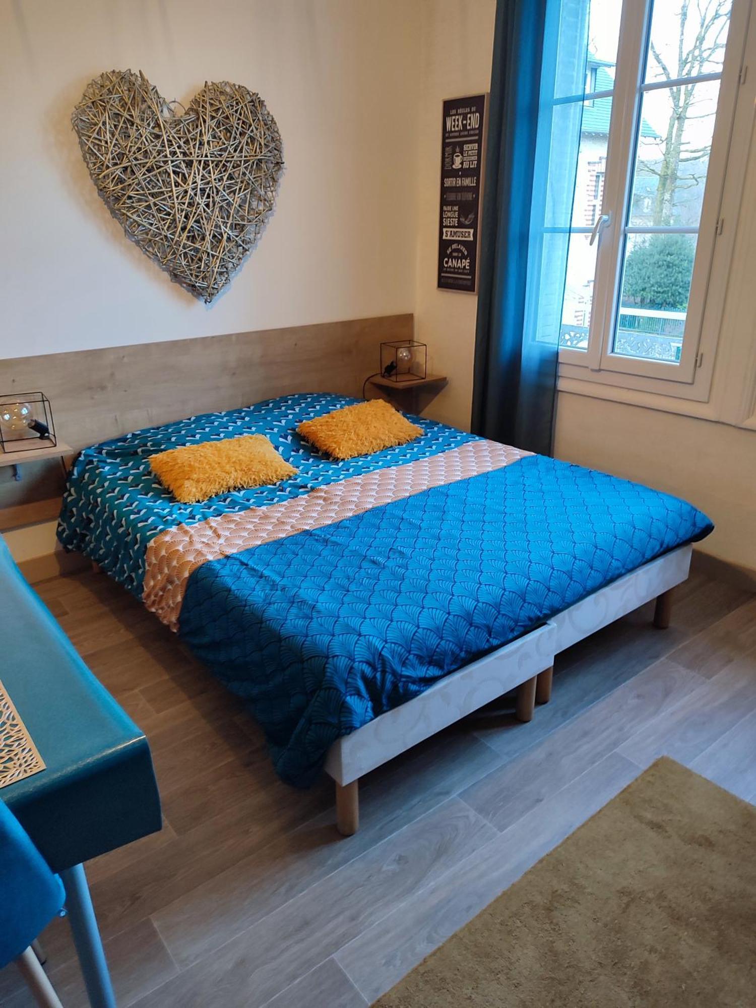 Studio 10, Tres Bien Place, Parking Wifi Gratuit Bagnoles de l'Orne Normandie 外观 照片